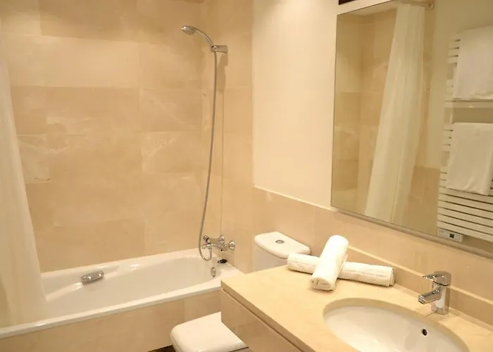 Rsh14a - Terrace With Hot Tub And Fantastic Views